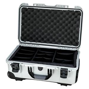 Model 935 Waterproof Case 22x14x9" Slvr Ltch Clsr Tp Hndl/Sde Hndl/Rtrctbl Hndl